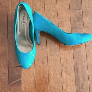 Size 10 platinum teal high heels